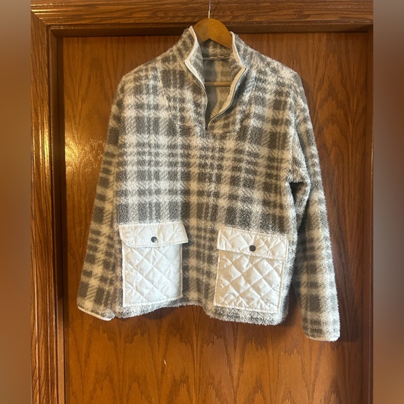 Como Vintage Gray Fleece Pullover - Picture 2 of 11